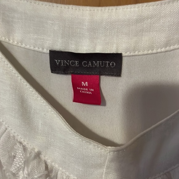 A white summer dress great for it a beach wedding it has a lining inside - Picture 2 of 9